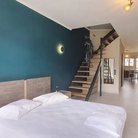 Loft Νυδρί