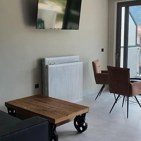 Loft Νυδρί